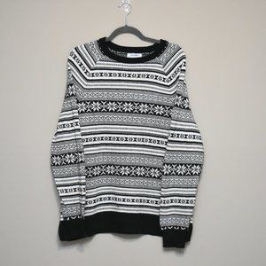NEW LISTING Black and White Fair Isle Sweater